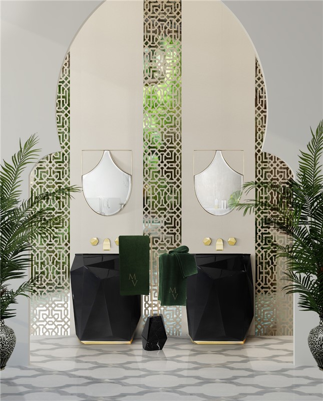 Diamond Freestanding