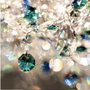 Crystalight-Comet Circle