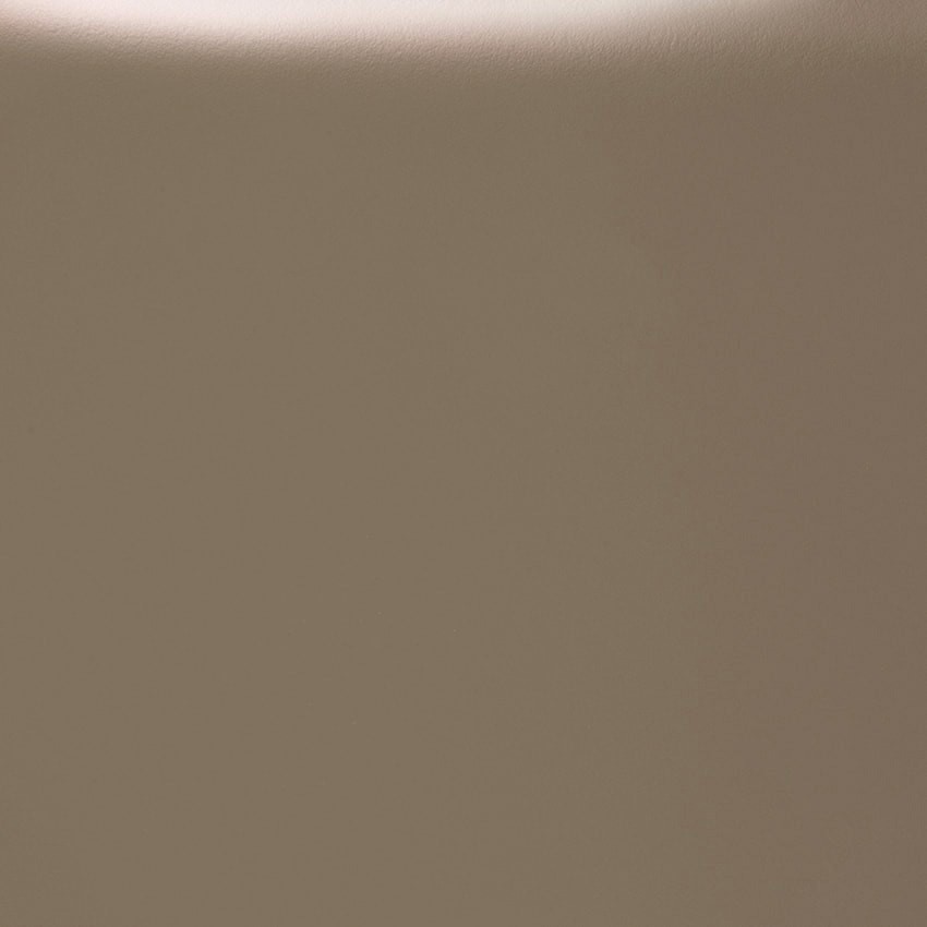 E18