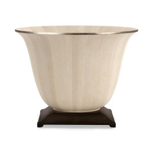 Christopher Guy / Vases / Maurice 46-0438
