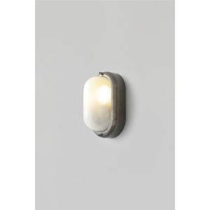 Original BTC / Wall Lights / Small Exterior Oval Bulkhead 8124