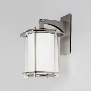 Boyd Lighting / Wall Lights / Premier 4-Fin Exterior E20135/E20141