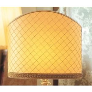 Il Paralume Marina / Lampshades /  Half oval lampshade closed behind with upper hump