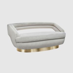 Essential Home / Sofa / Russel