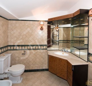 Photo. Bathroom in the basement - near the billiard room in the villa